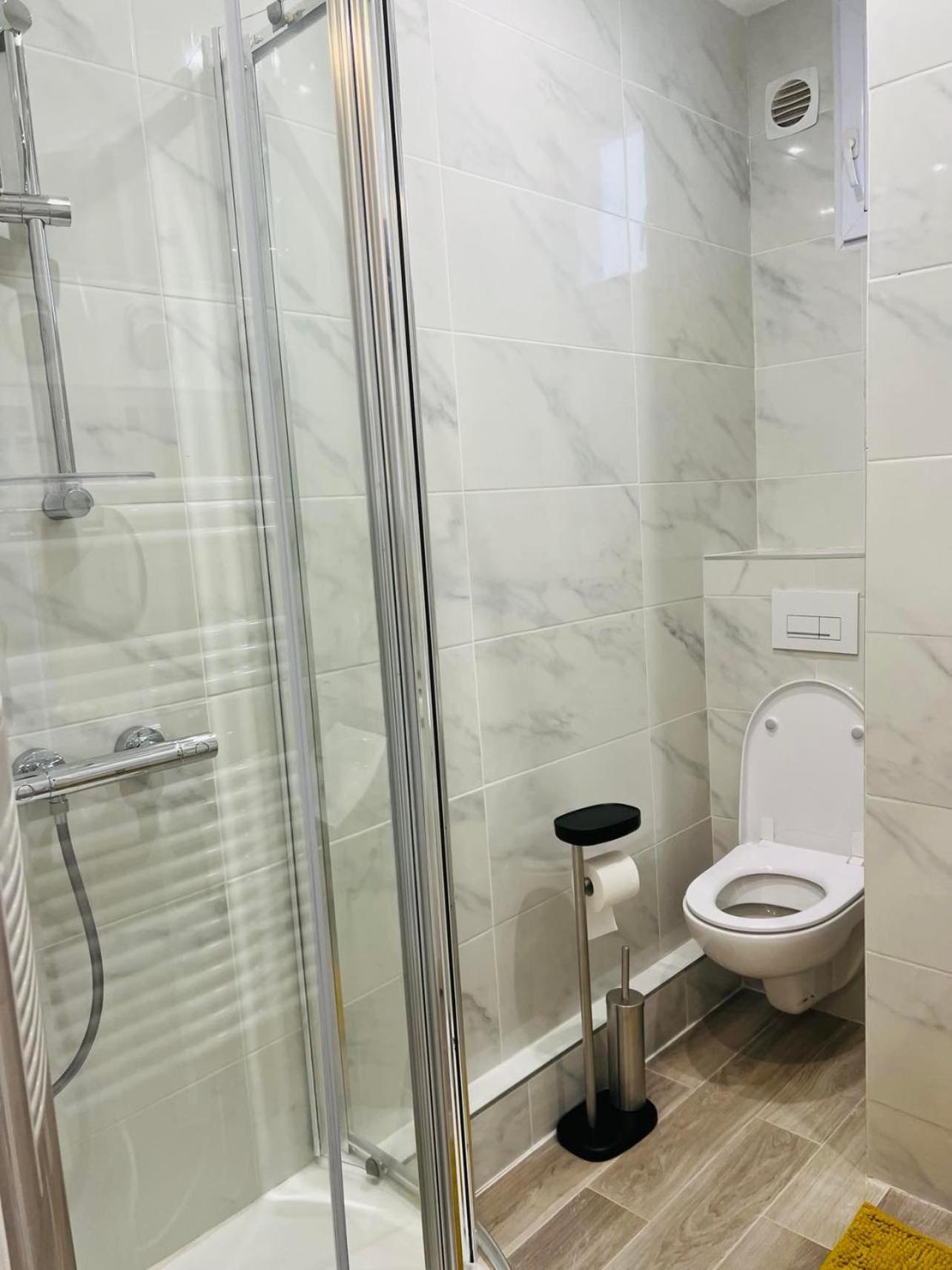 Cachan Bel Apartement 12 Minute Direct A Paris Centre Exterior photo